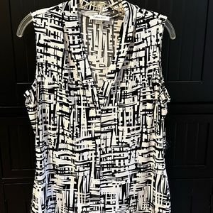 Calvin Klein sleeveless V neck geometric design, size Medium